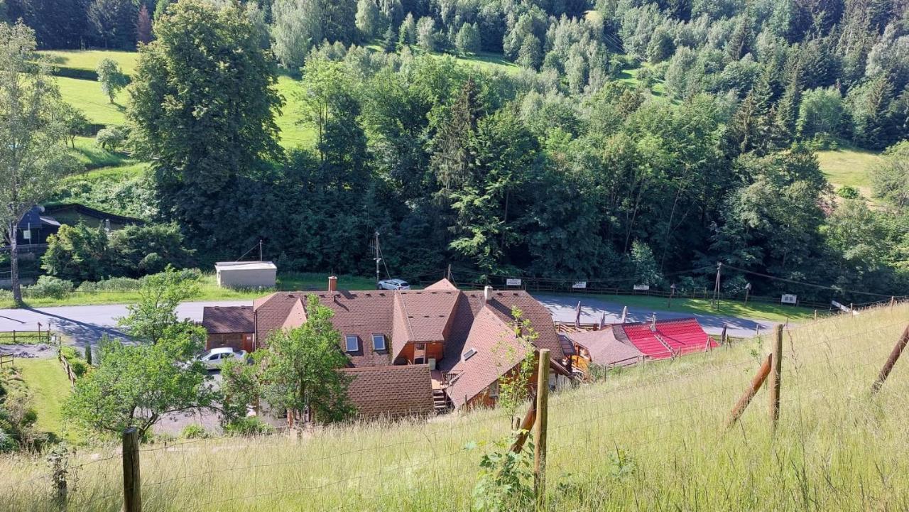 U Vesele Lisky Hutisko