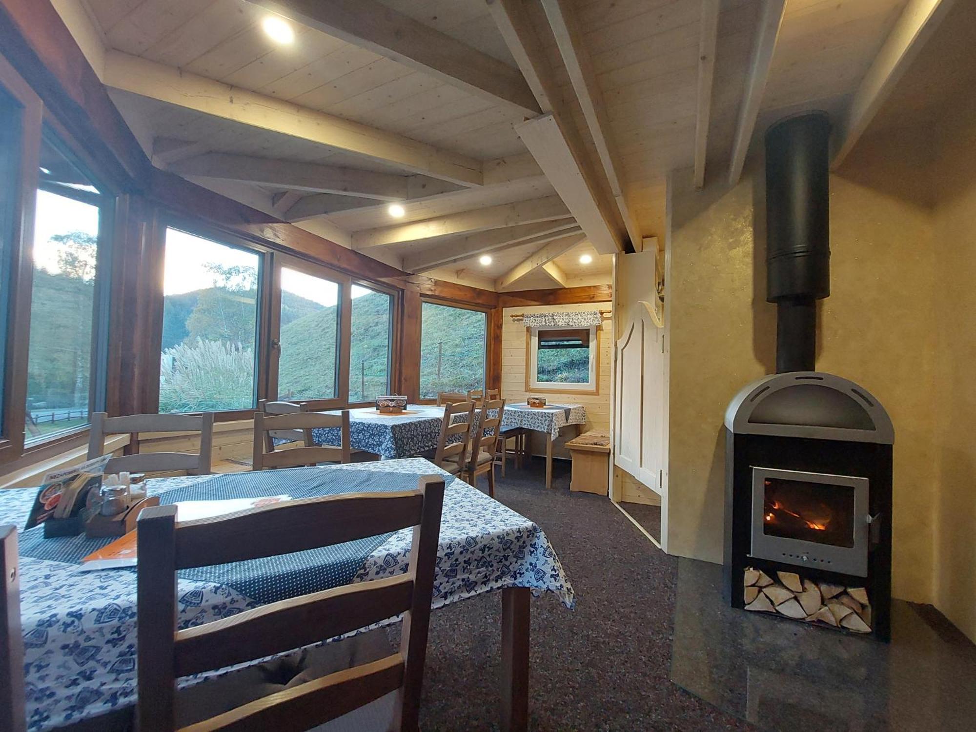 U Veselé Lišky Maison d'hôtes Hutisko